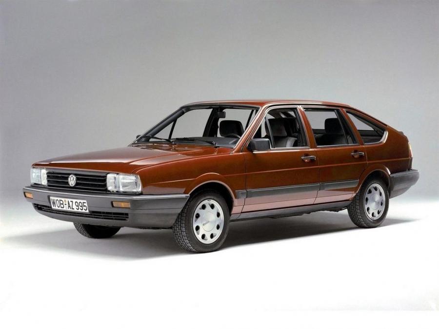  Volkswagen Passat 5-Door 1980 года  (фото 4 из 9)